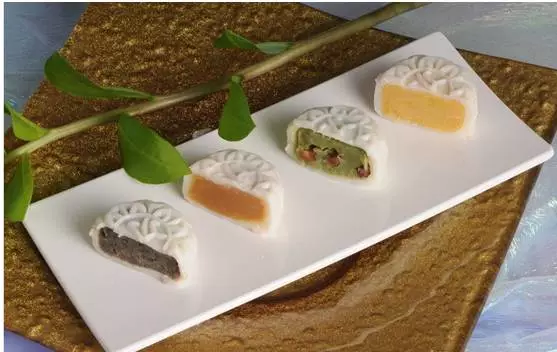 吃1个月饼等于喝掉3勺油?千万别有这样的吃法